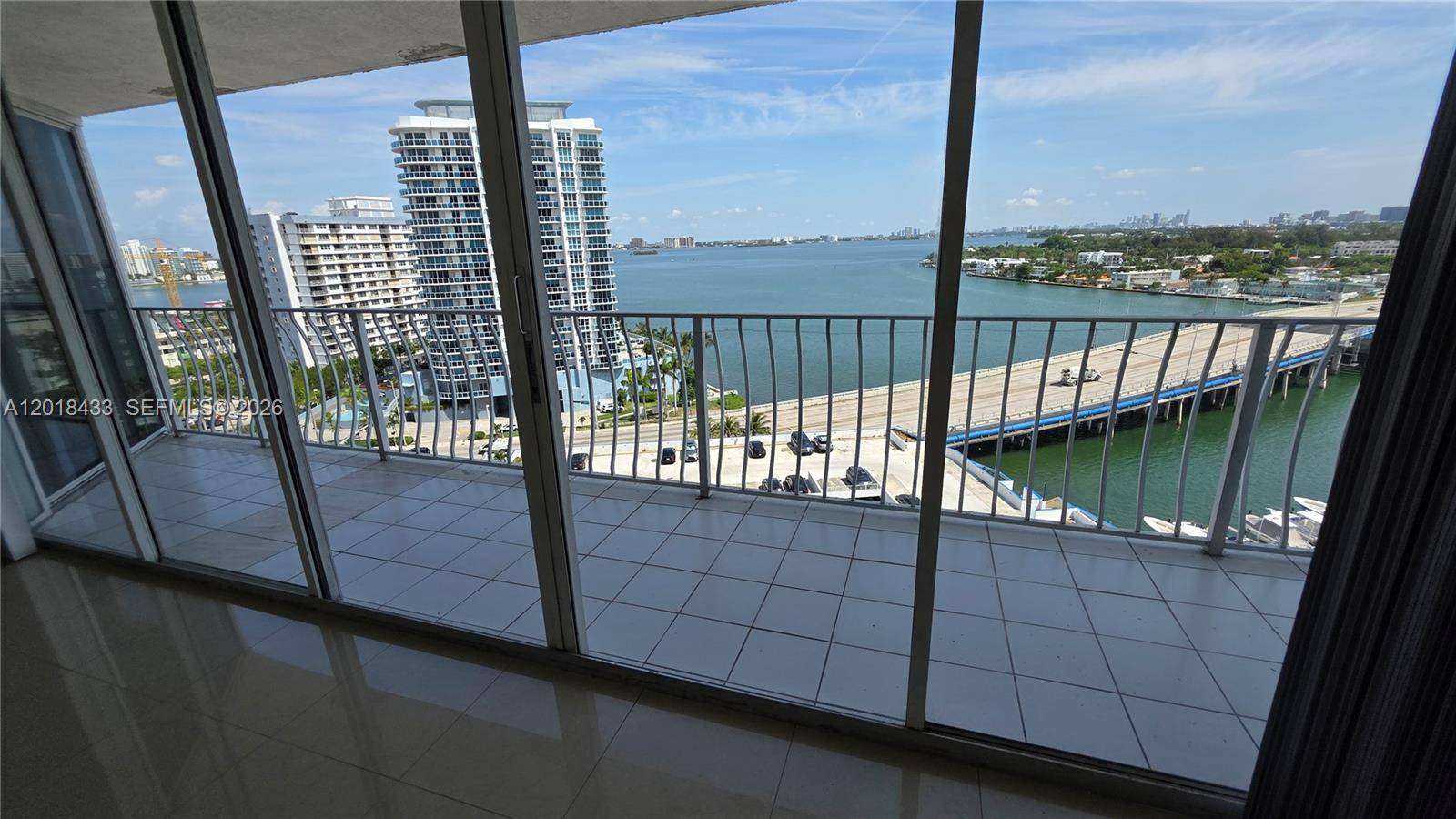 7601 E Treasure DrNorth Bay Village - Condo/Co-Op/Annual,Condo condo unit 1516 - picture