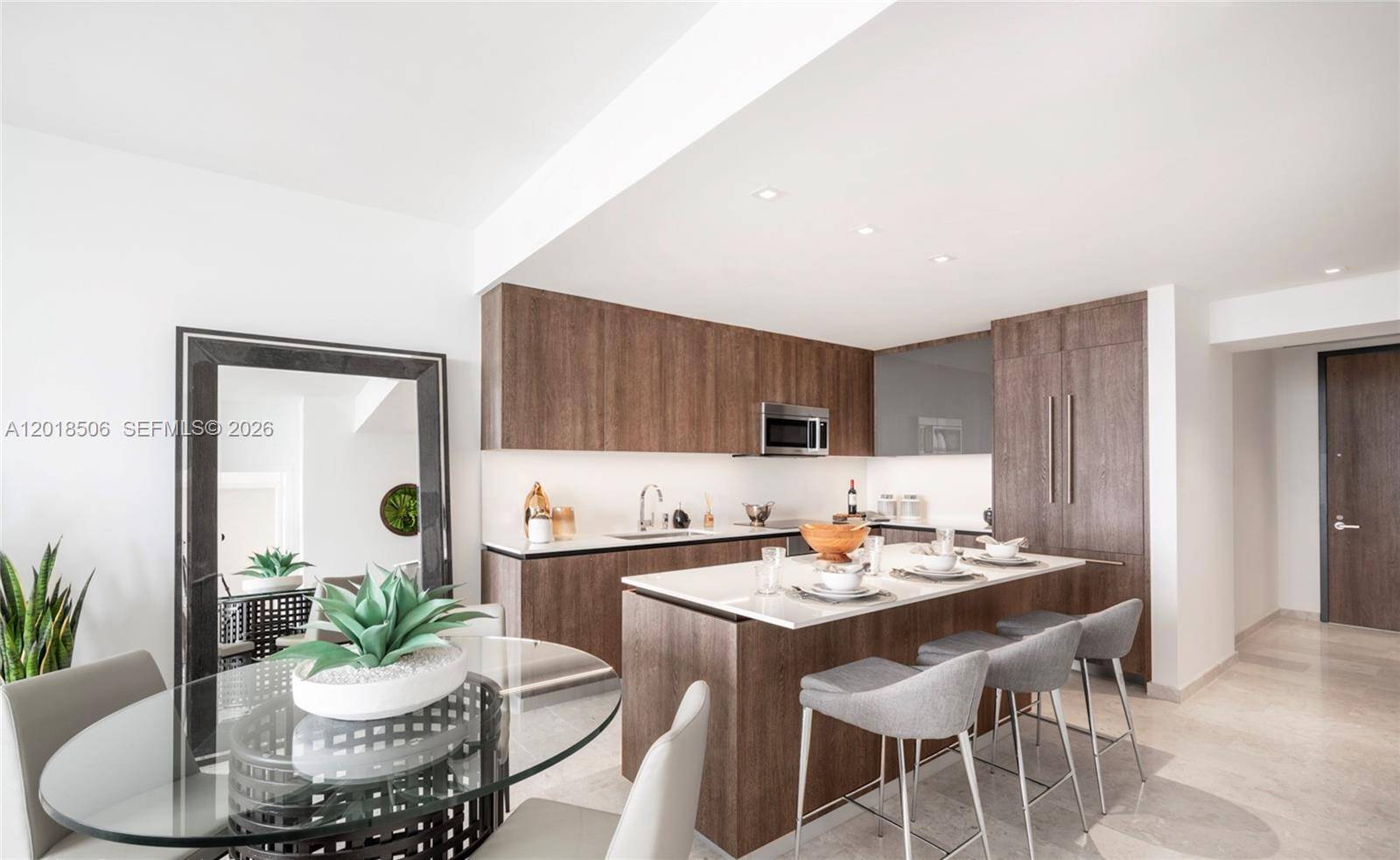 88 SW 7th StMiami - Condo/Co-Op/Annual,Condo condo unit 2406 - picture
