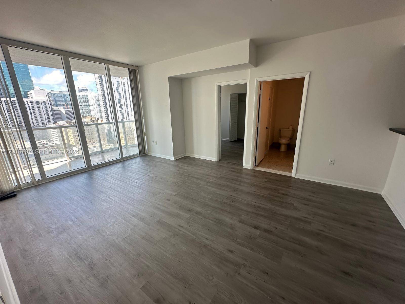 244 Biscayne BlvdMiami - Condo/Co-Op/Annual,Condo condo unit 1910 - picture