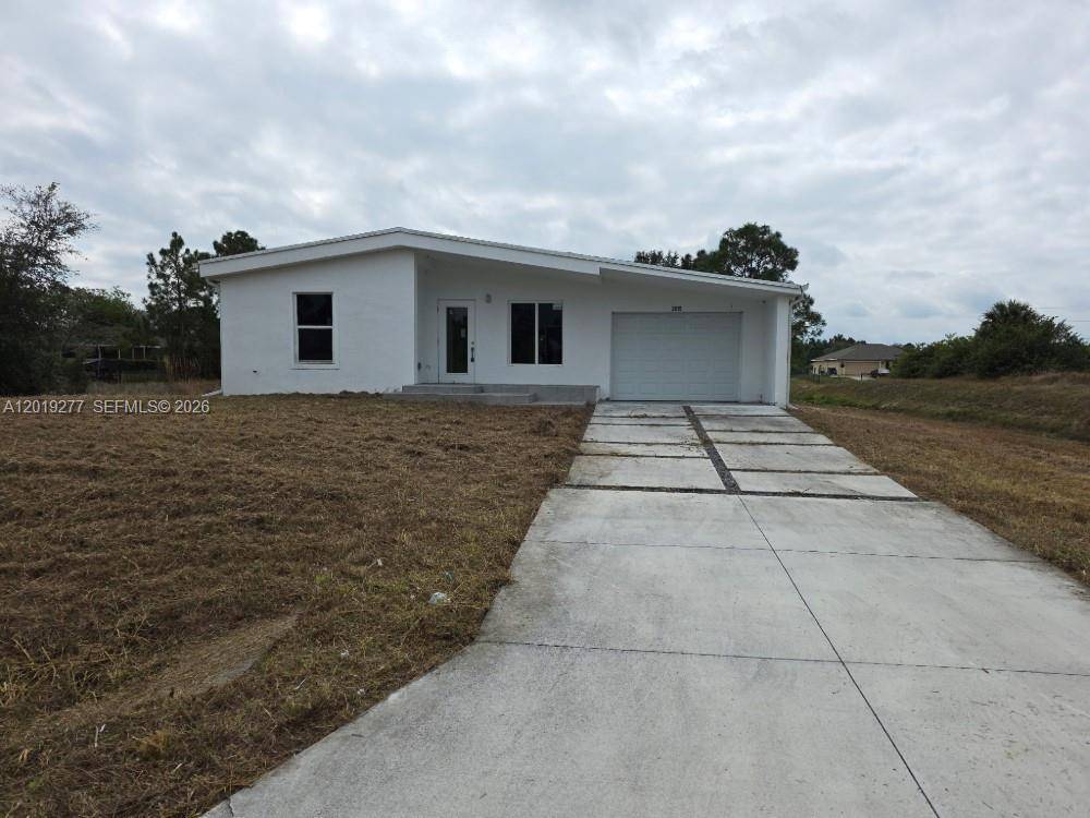 2615 SW 32nd St.Lehigh Acres - picture