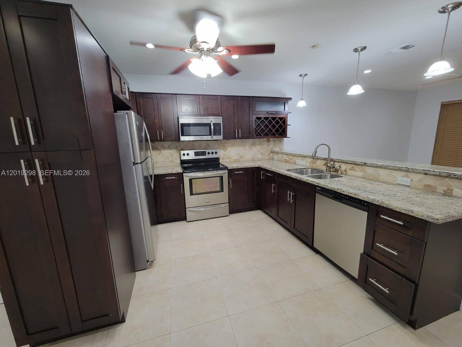 5780 SW 61st StMiami - Duplex/Tri/Quad-Annual,Multi Family condo unit 5780 - picture