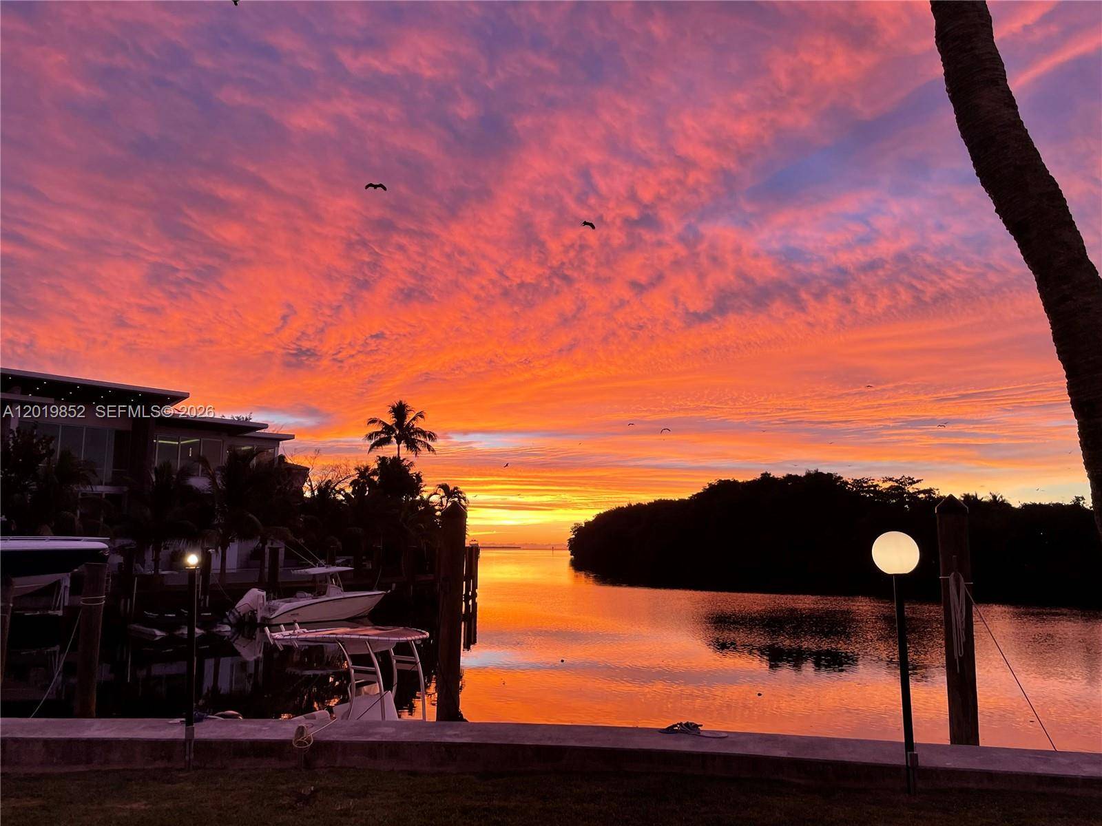 6901 Edgewater DrCoral Gables - Townhouse/Villa-Annual,Townhouse condo unit 317 - picture