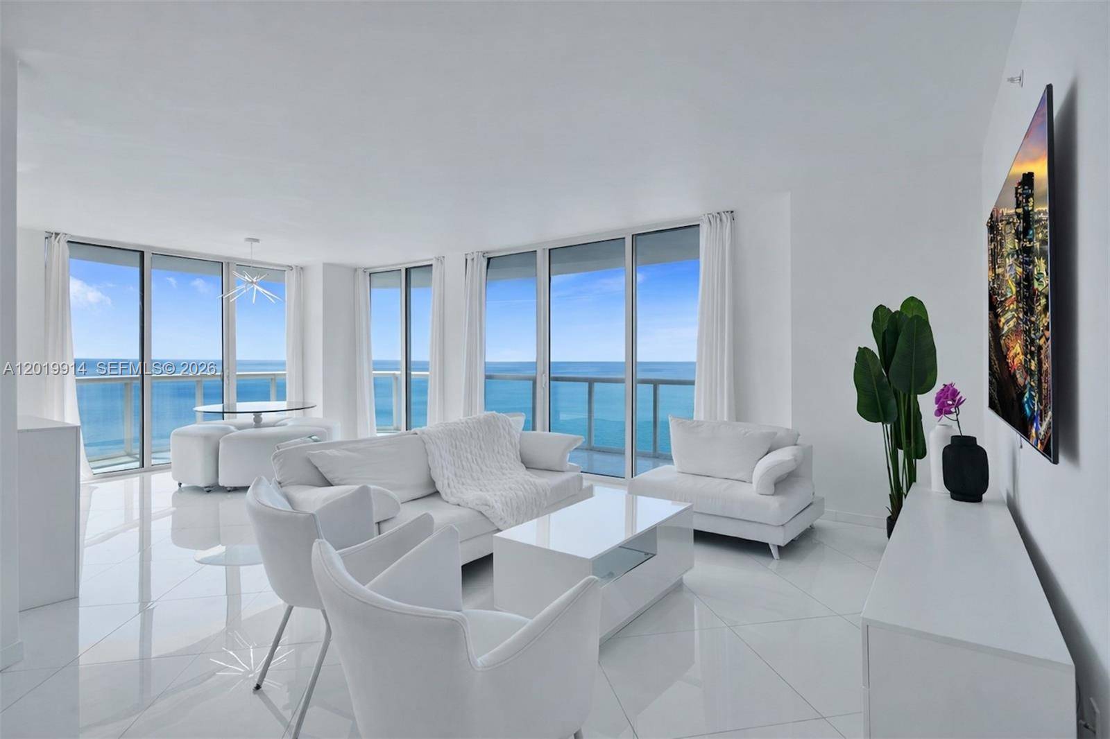 6365 Collins AveMiami Beach - Condo/Co-Op/Annual,Condo condo unit 2403 - picture