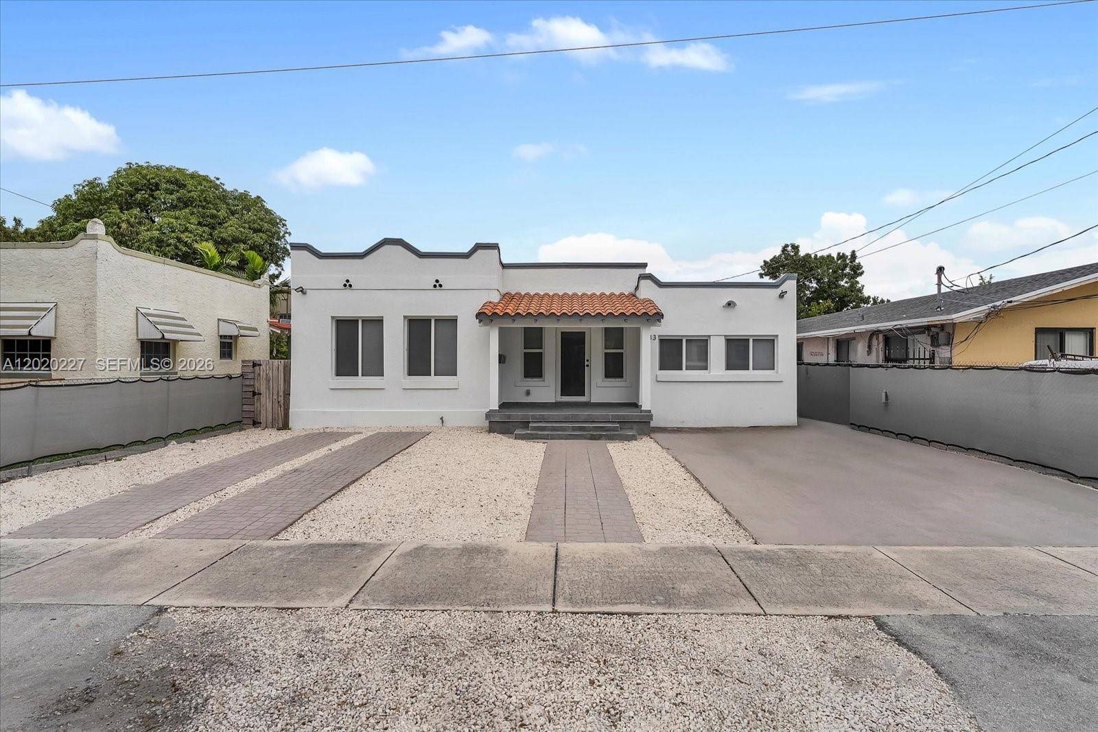 1733 NW 16th StMiami - Duplex/Tri/Quad-Annual,Multi Family condo unit 3 - picture
