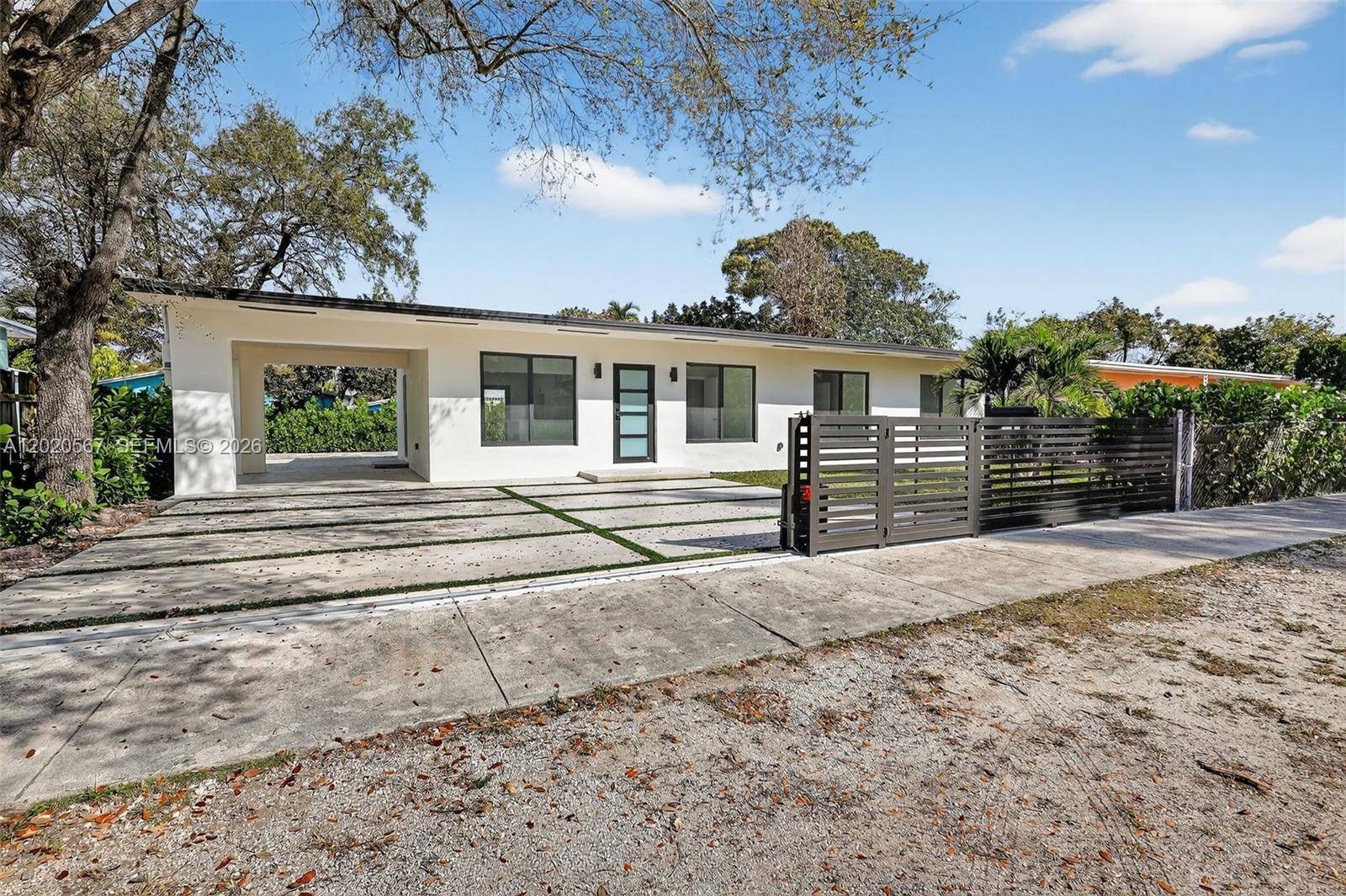 53 NW 68th StMiami - picture