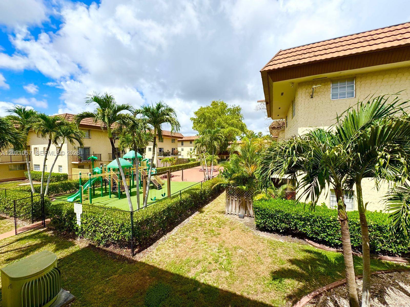 8600 SW 109th AveMiami - Condo 1-4 Stories,Condo condo unit 4-202 - picture