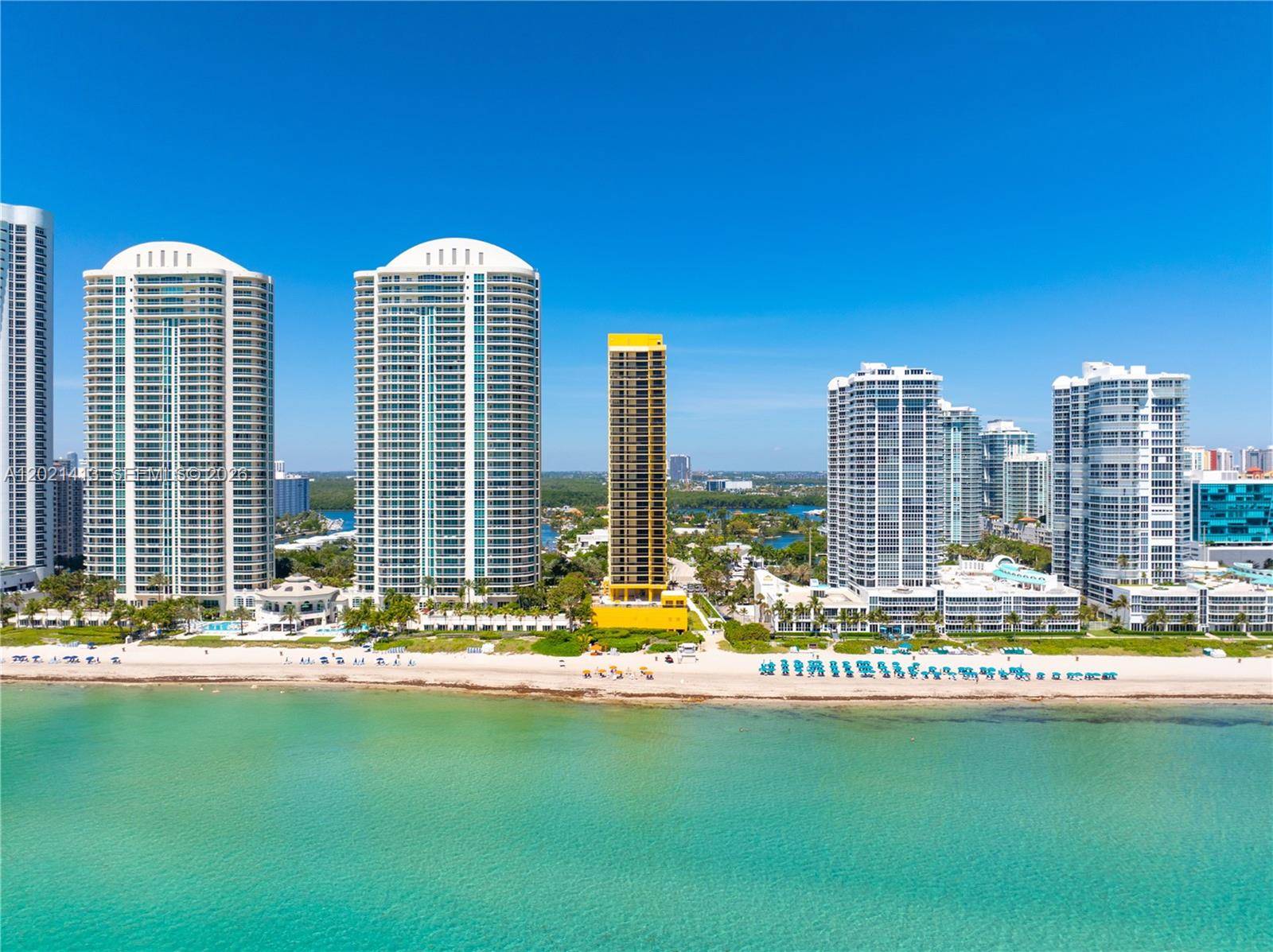 16275 Collins AveSunny Isles Beach - Condo/Co-Op/Annual,Condo condo unit 1703 - picture