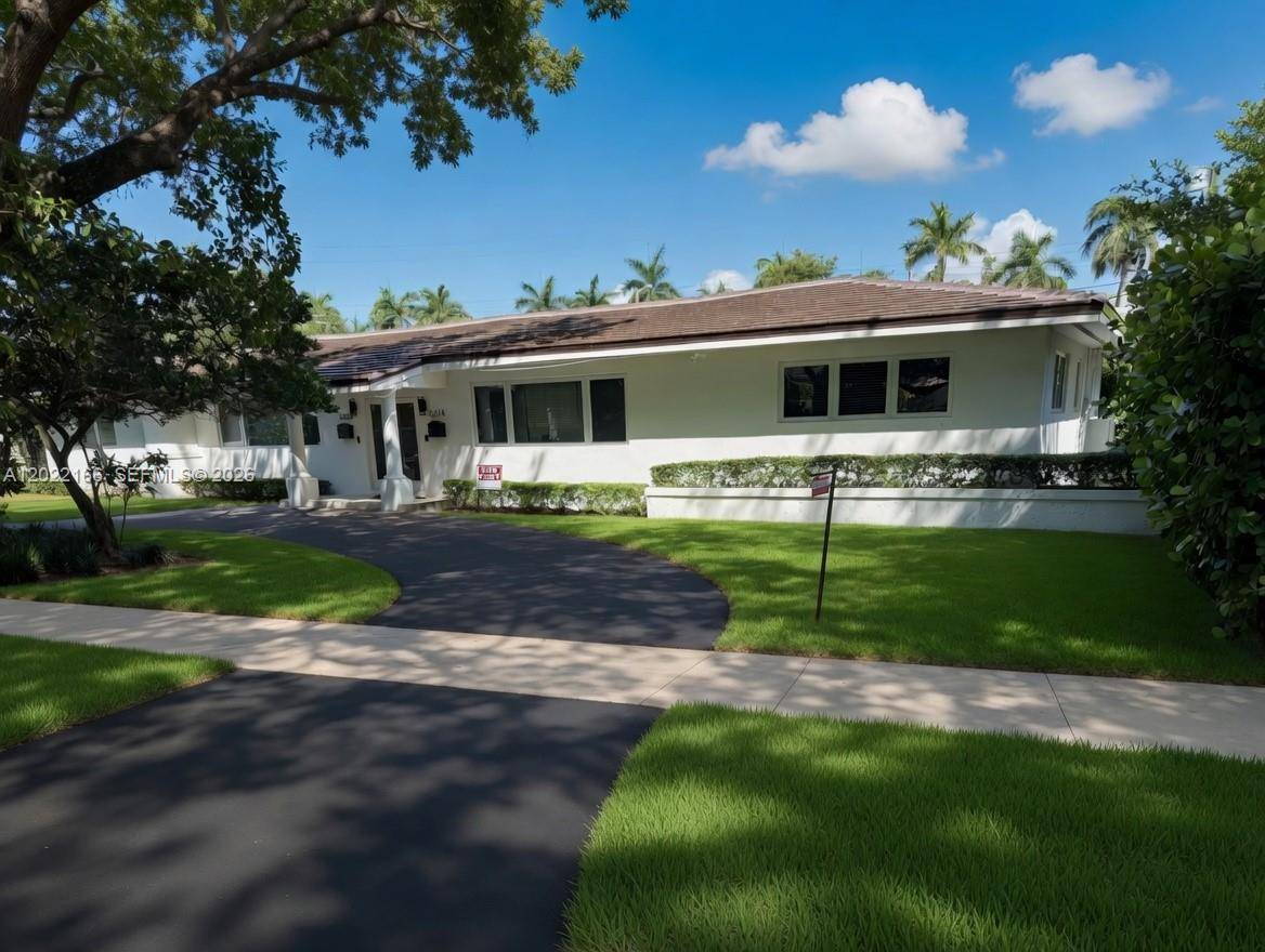 5314 Orduna DrCoral Gables - Duplex/Tri/Quad-Annual,Multi Family condo unit 5314 - picture