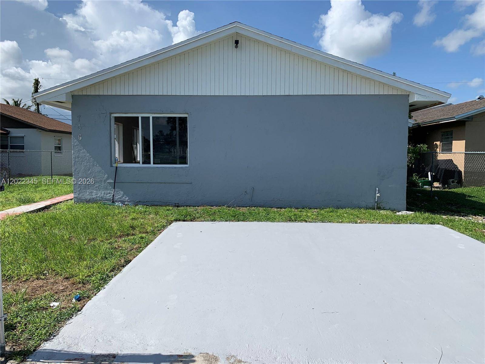 756 NW 5th StFlorida City - picture