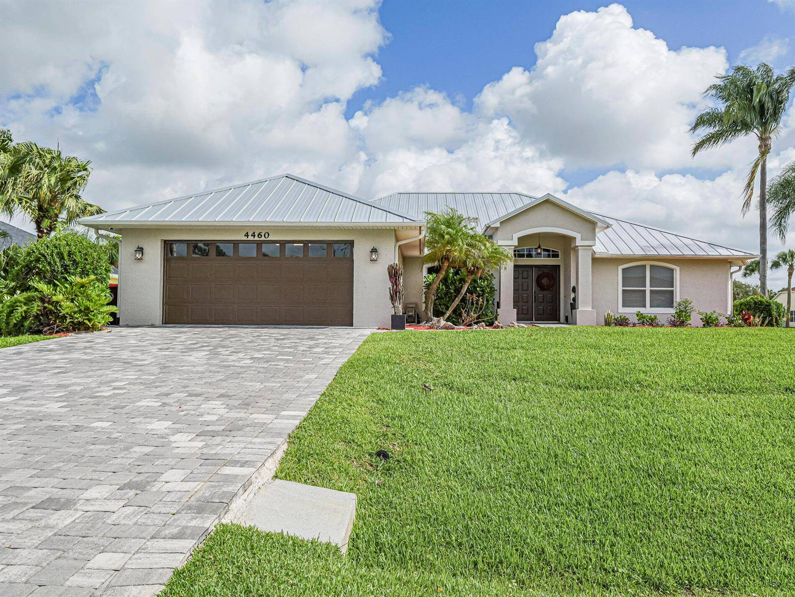 4460 SW 12thVero Beach - picture