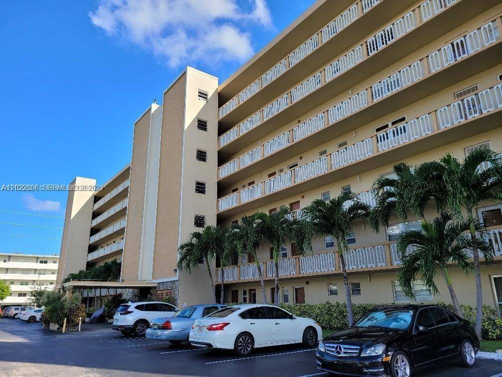 319 NE 14th AveHallandale Beach - Condo 5+ Stories,Condo condo unit 607 - picture