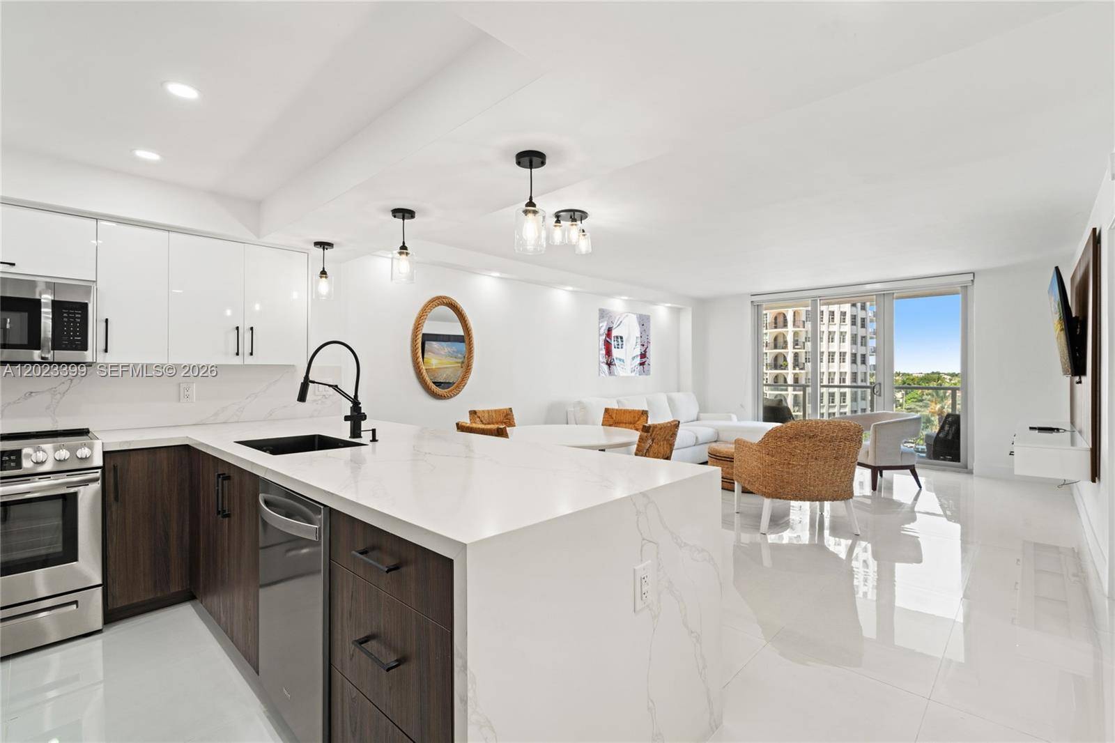 5701 Collins AveMiami Beach - Apartments-Annual,Condo condo unit 503 - picture