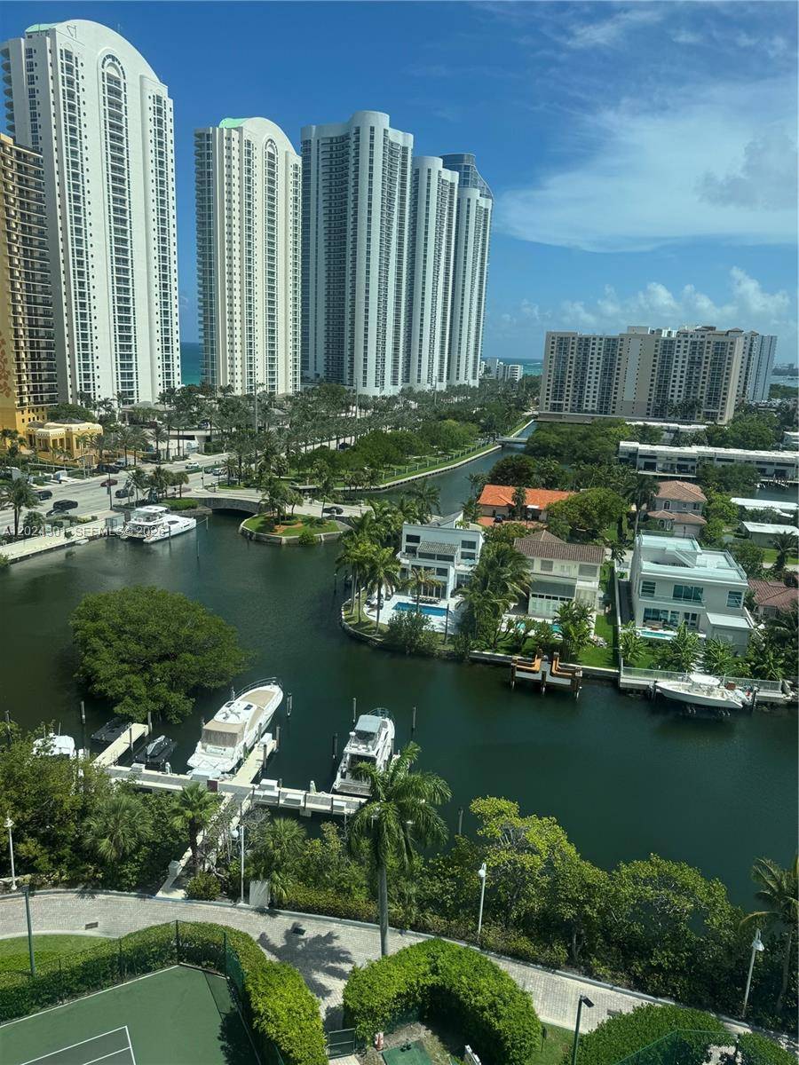16400 Collins AveSunny Isles Beach - Condo/Co-Op/Annual,Condo condo unit 1242 - picture