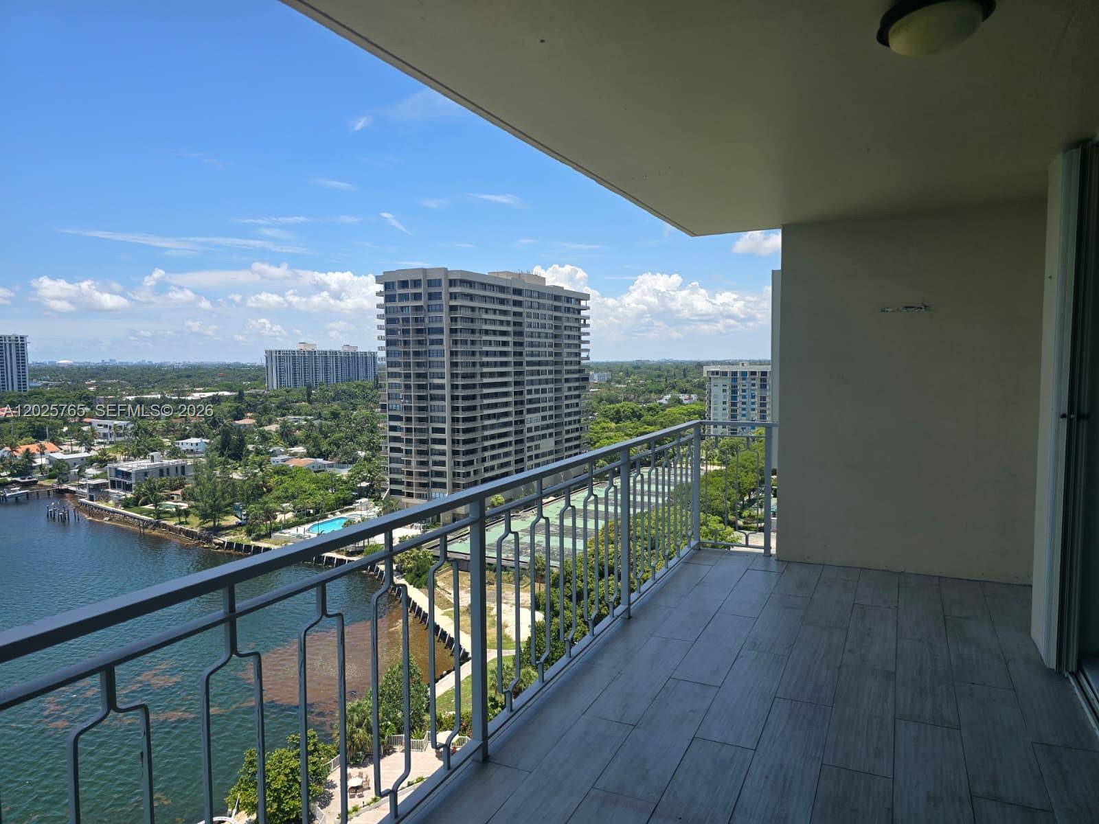 11111 Biscayne BlvdMiami - Condo/Co-Op/Annual,Condo condo unit 17D - picture