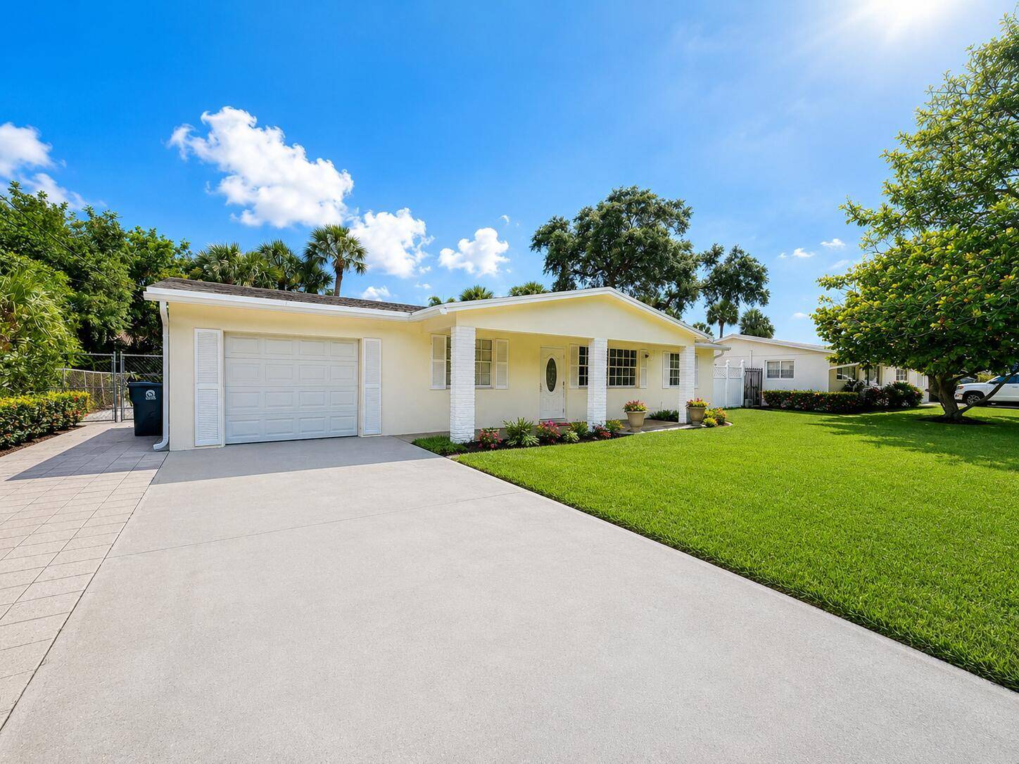 2395 IdlewildPalm Beach Gardens - picture