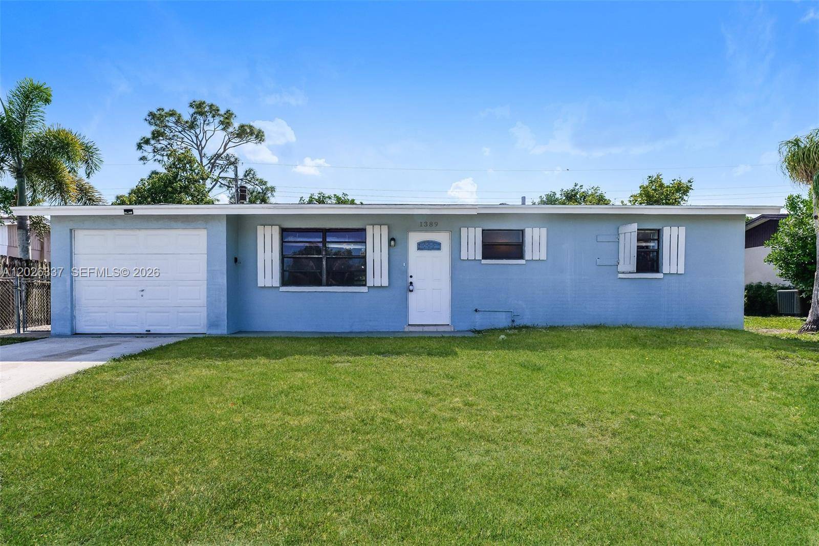 1389 Meadowbrook DrWest Palm Beach - picture