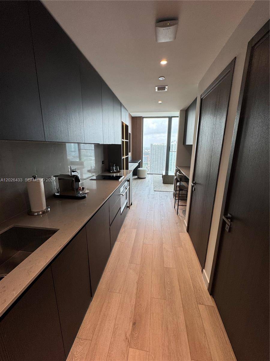 20 NE 11th StMiami - Condo/Co-Op/Seasonal,Condo condo unit 3405 - picture