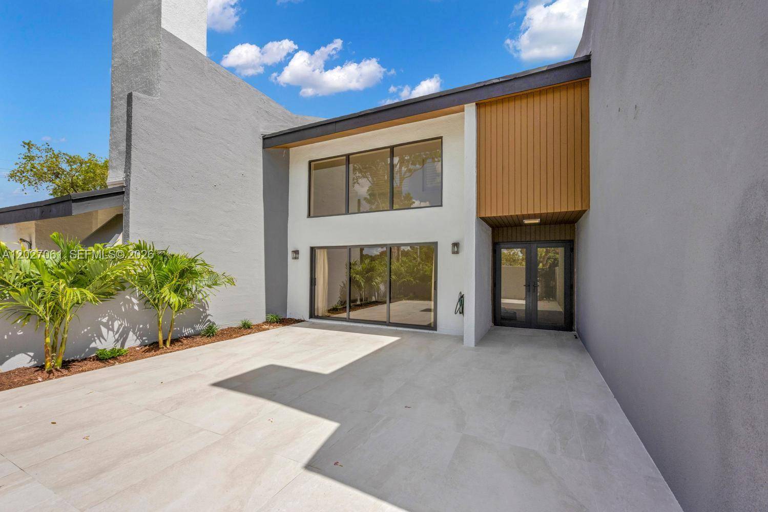 6661 SW 72nd StSouth Miami - Townhouse/Villa-Off Season,Condo condo unit 35 - picture