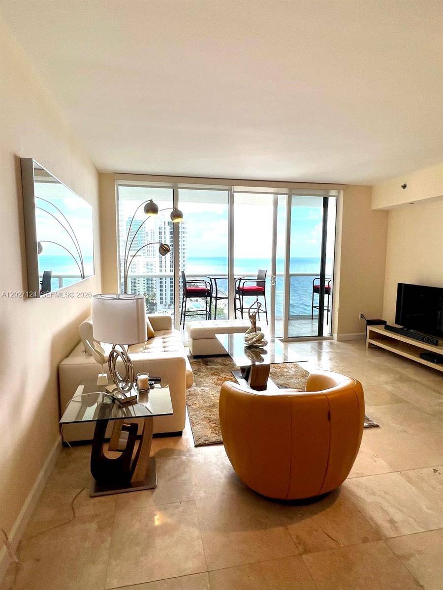 1830 S Ocean DrHallandale Beach - Condo/Co-Op/Annual,Condo condo unit 1812 - picture
