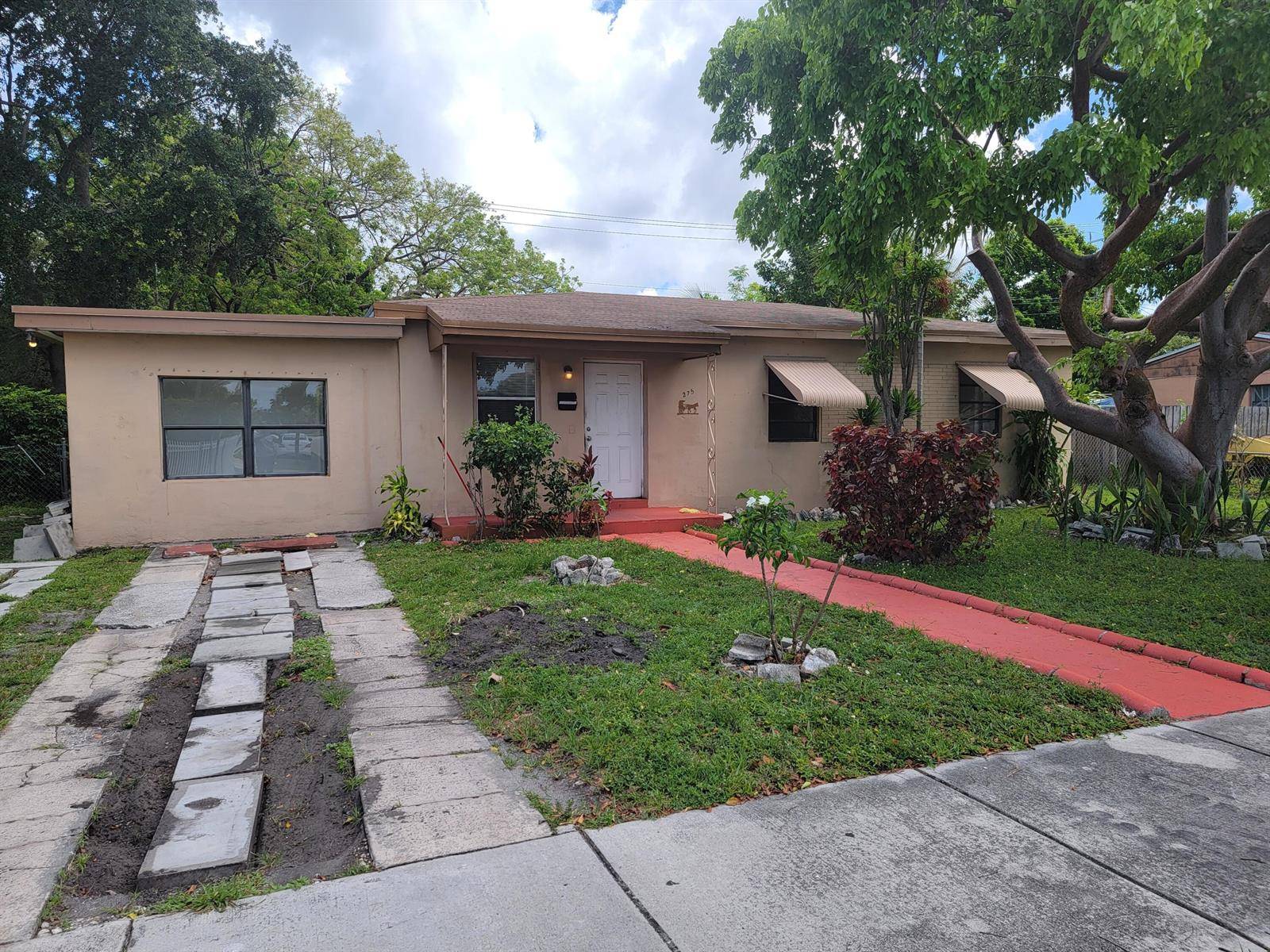 275 NW 187thMiami Gardens - picture