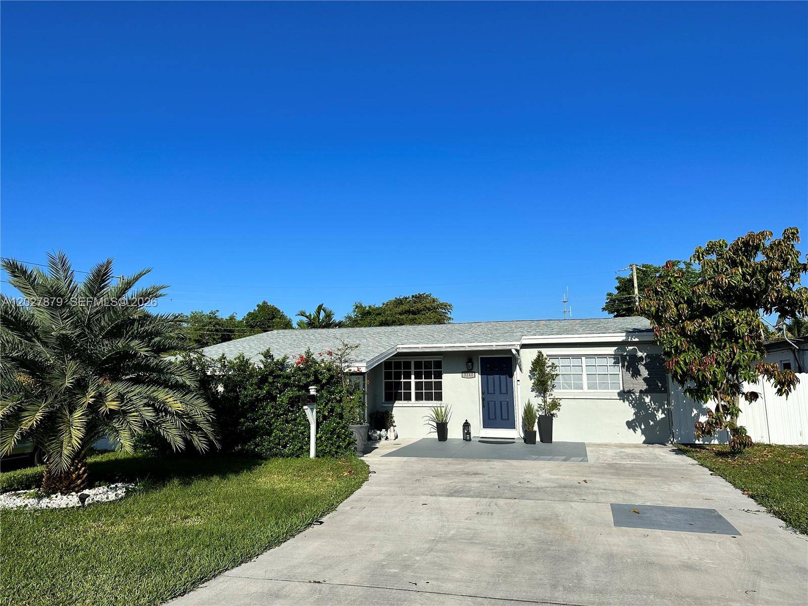 3240 SW 66th TerMiramar - picture