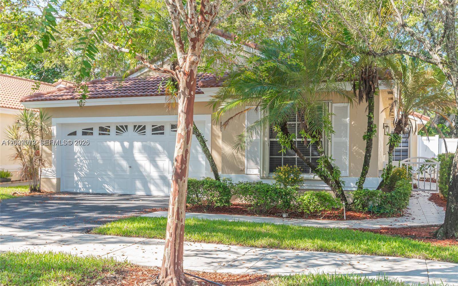 812 Garnet CirWeston - Single Family-Annual,House condo unit 812 - picture