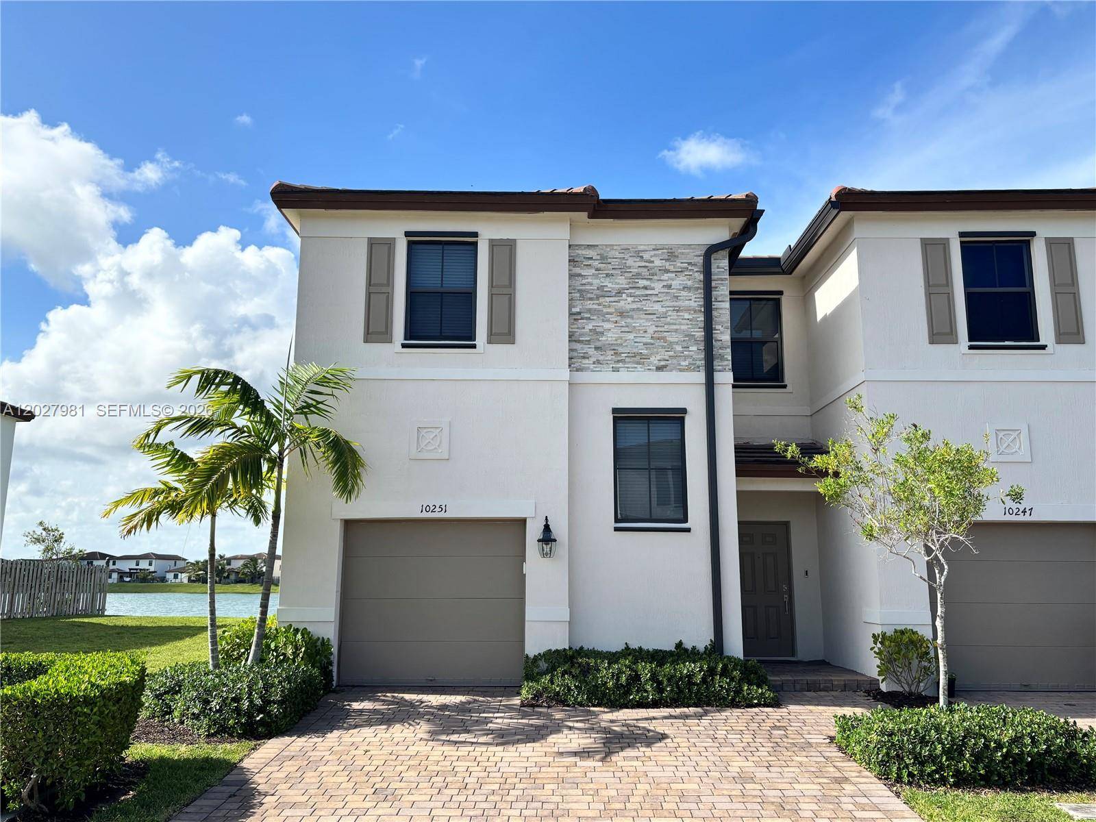 10251 SW 231st LnMiami - picture