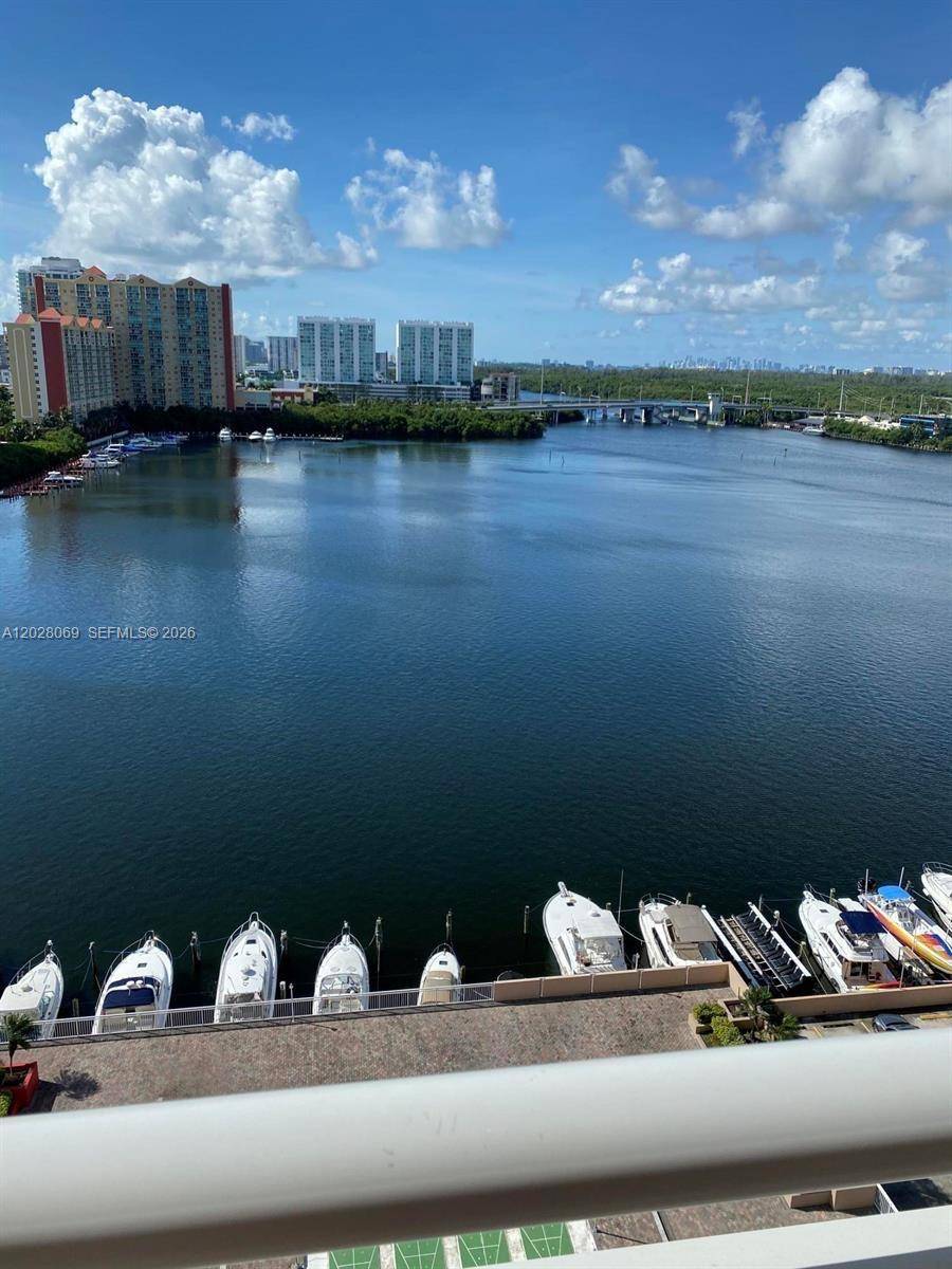 290 174th StSunny Isles Beach - Condo/Co-Op/Annual,Condo condo unit 619 - picture