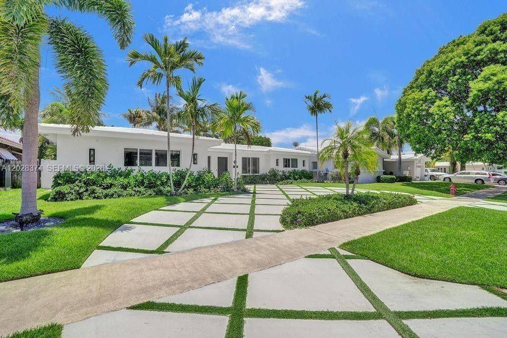2080 NE 65th StFort Lauderdale - picture