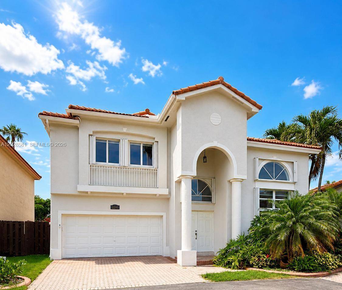 11244 NW 58th TerDoral - picture