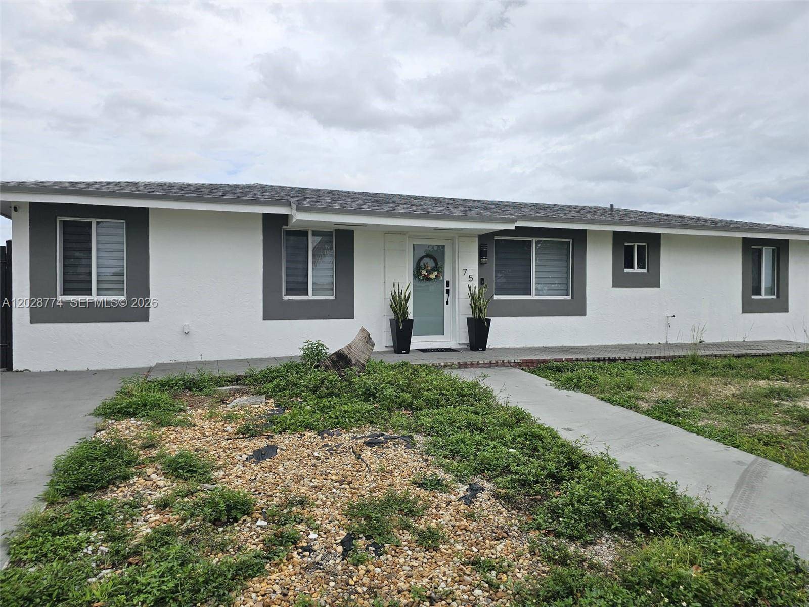 75 SW 18th AveHomestead - picture