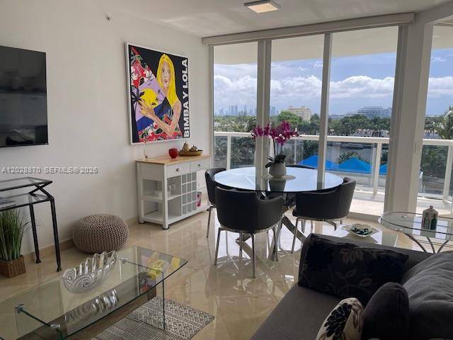 4779 Collins AveMiami Beach - Condo/Co-Op/Annual,Condo condo unit 706 - picture