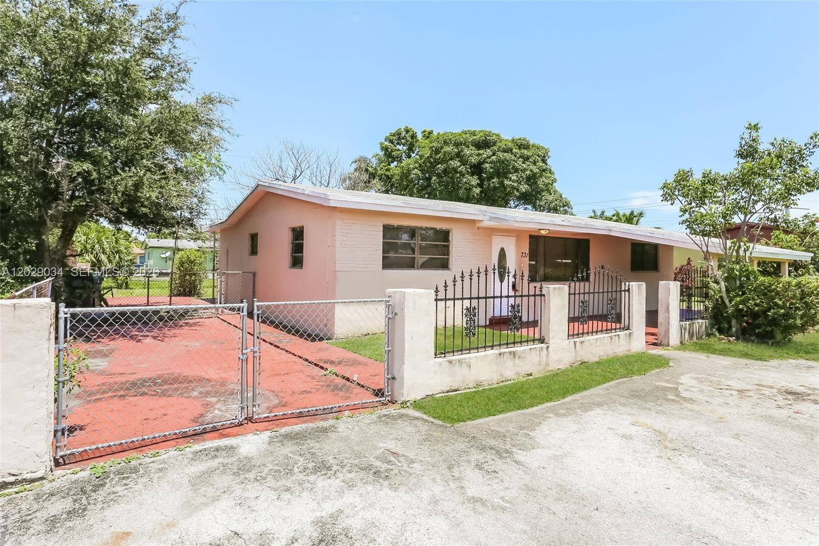 731 NW 175th DrMiami Gardens - picture