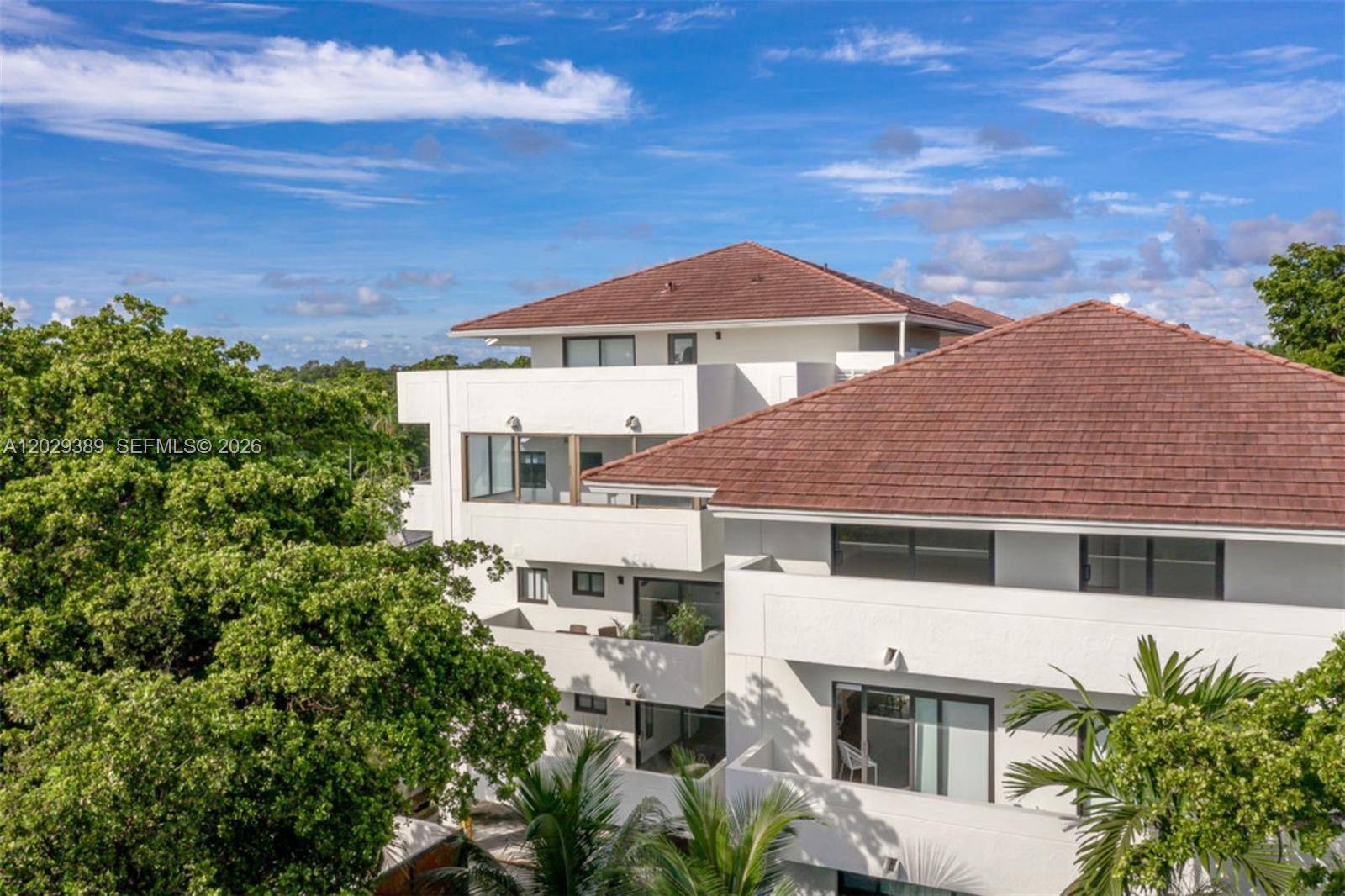 800 S Dixie Hwy 106 HwyCoral Gables - Condo/Co-Op/Annual,Condo condo unit 106 - picture