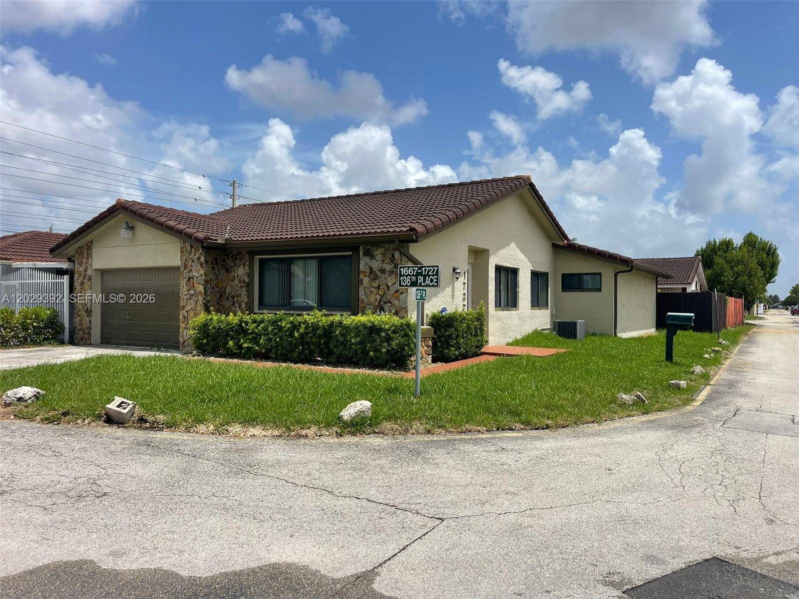 1727 SW 136th PlMiami - picture