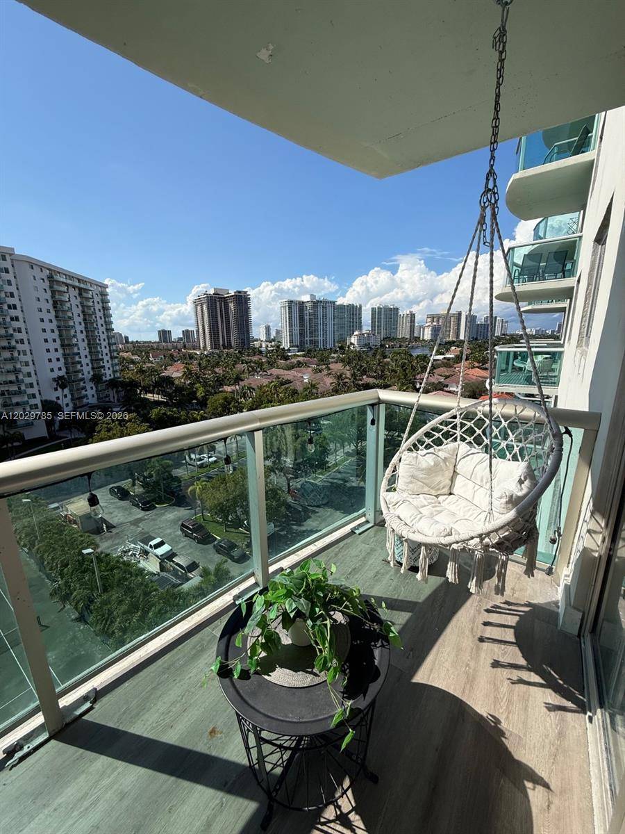 19370 Collins AveSunny Isles Beach - Condo/Co-Op/Annual,Condo condo unit 912 - picture