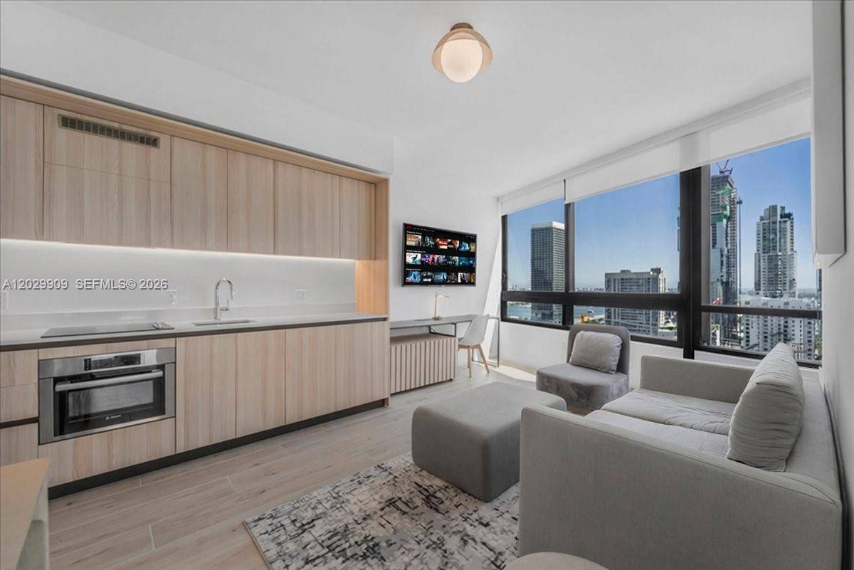 225 N MiamiMiami - Apartments-Annual,Condo condo unit 3109 - picture