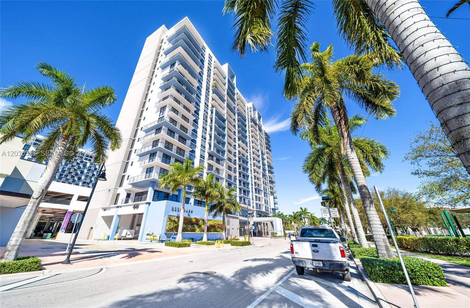 5350 NW 84th AveDoral - Condo/Co-Op/Annual,Condo condo unit 903 - picture