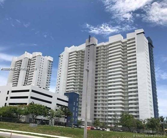14951 Royal Oaks LnNorth Miami - Condo/Co-Op/Annual,Condo condo unit 1104 - picture