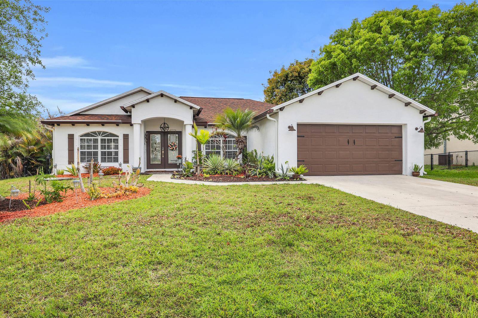 2644 SW FairgreenPort St. Lucie - picture