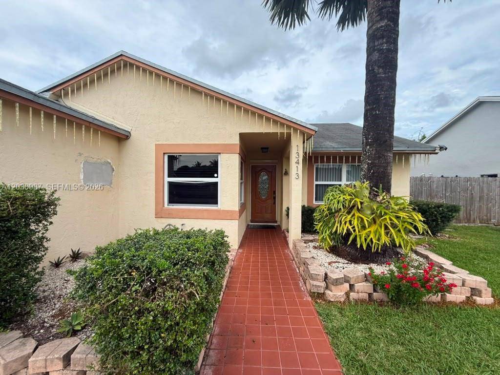 13413 SW 116th CtMiami - picture