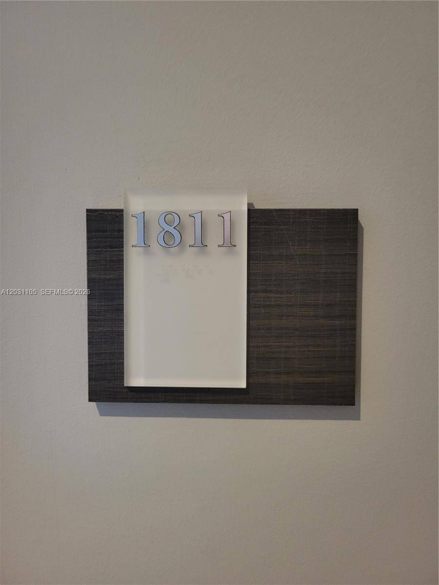 5300 Paseo BlvdDoral - Apartments-Annual,Apartment condo unit 1811 - picture