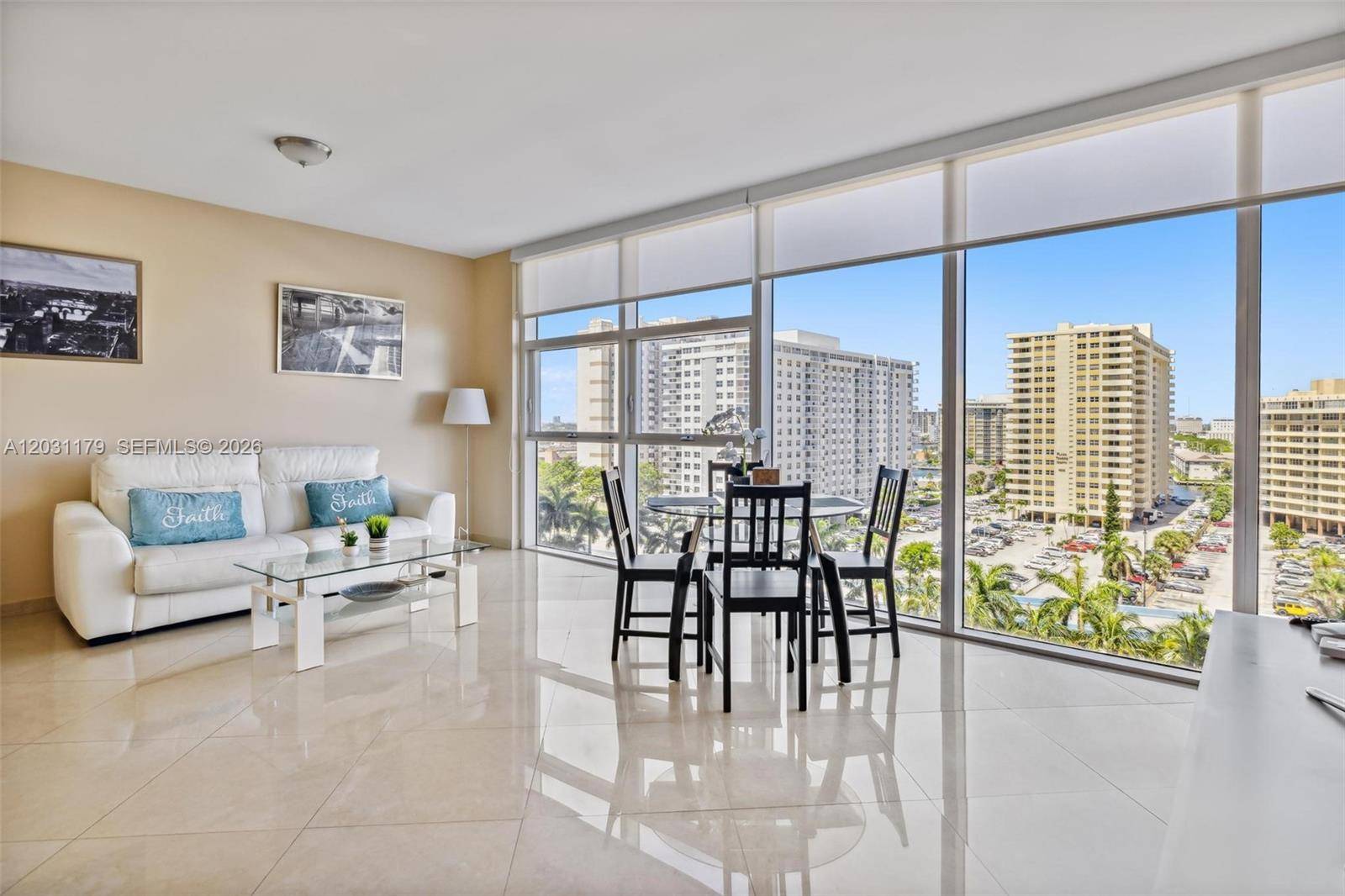 1830 S Ocean DrHallandale Beach - Condo/Co-Op/Seasonal,Condo condo unit 907 - picture