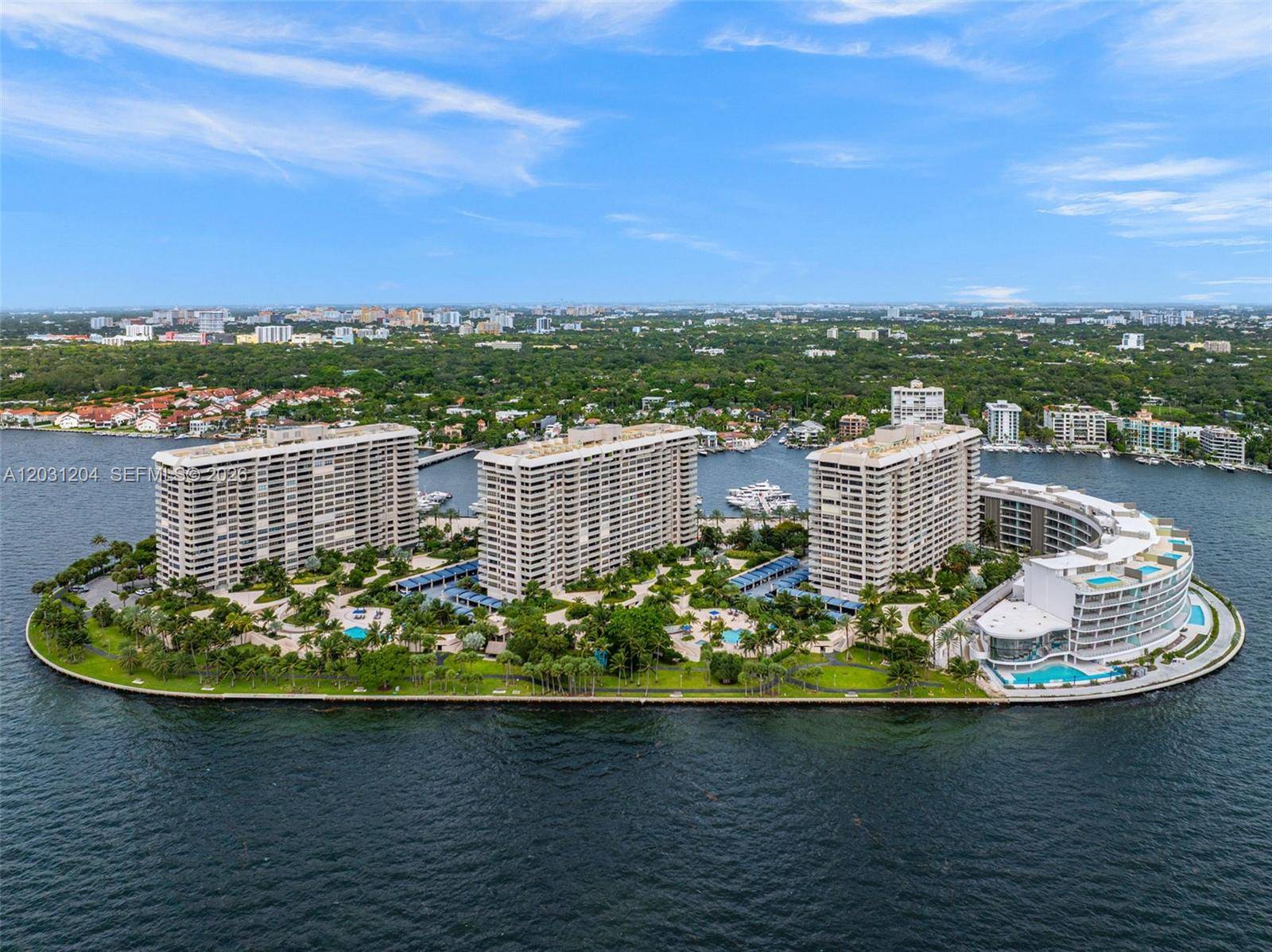 3 Grove Isle DrMiami - Condo/Co-Op/Annual,Condo condo unit C605 - picture