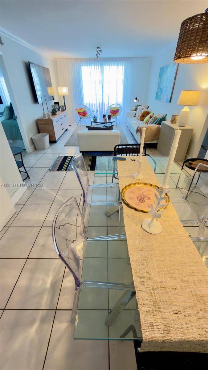 5555 Collins AveMiami Beach - Condo/Co-Op/Annual,Condo condo unit 16W - picture