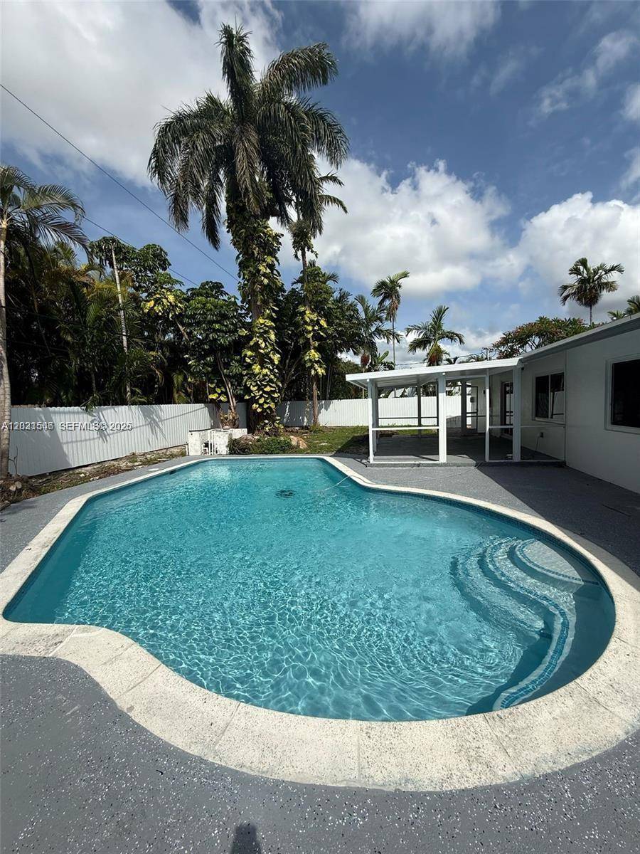 9934 SW 195th StCutler Bay - Single Family-Annual,House condo unit 9934 - picture