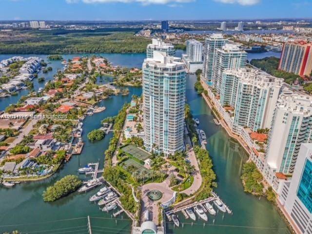 16400 Collins AveSunny Isles Beach - Condo/Co-Op/Annual,Condo condo unit 542 - picture