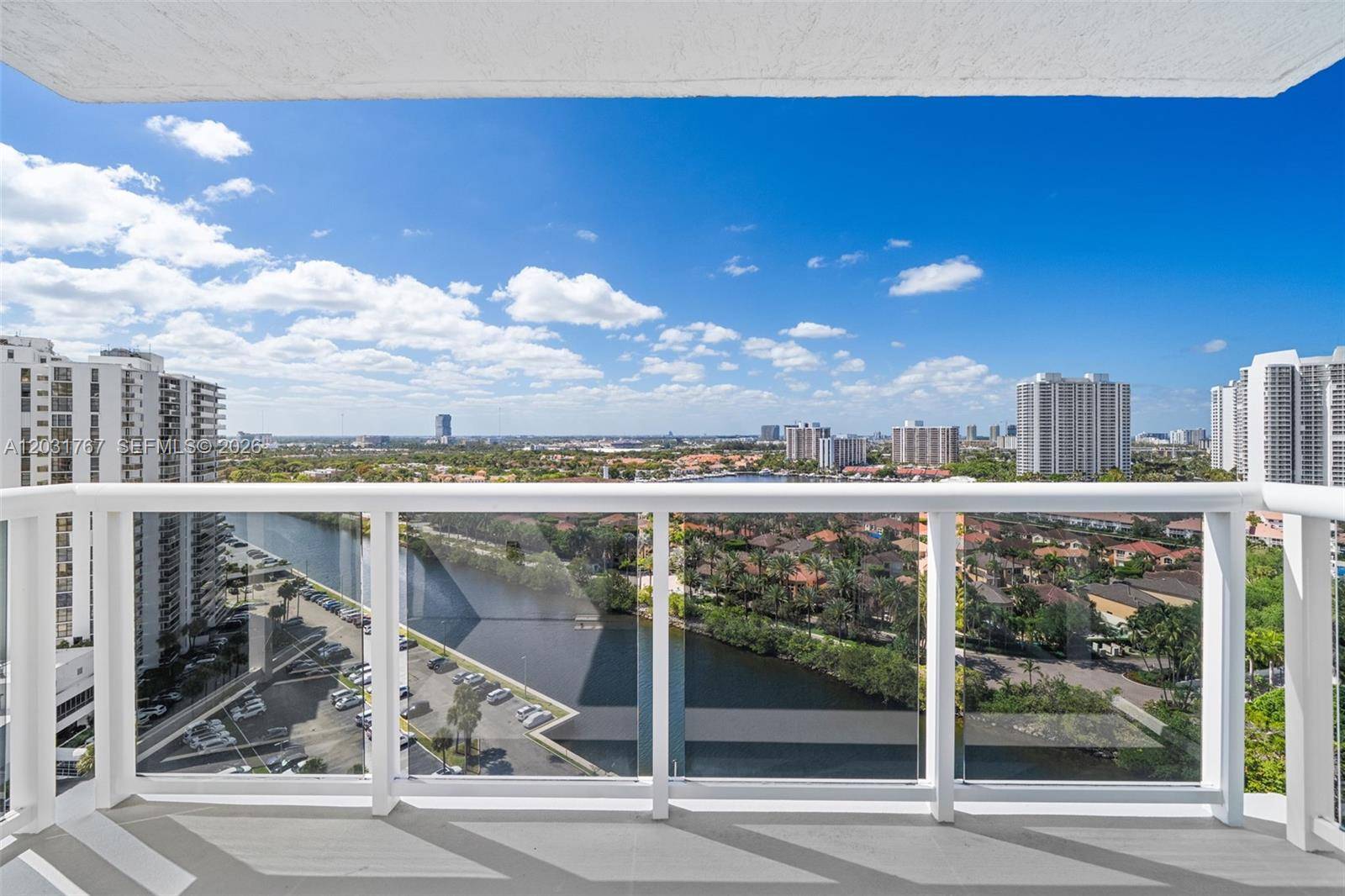 20505 E Country Club DrAventura - Condo/Co-Op/Annual,Condo condo unit 1938 - picture