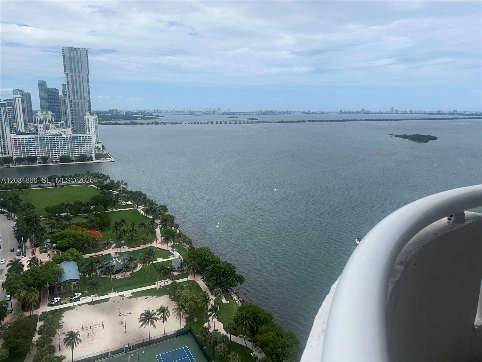 1717 N Bayshore DrMiami - Condo/Co-Op/Annual,Condo condo unit A-3337 - picture