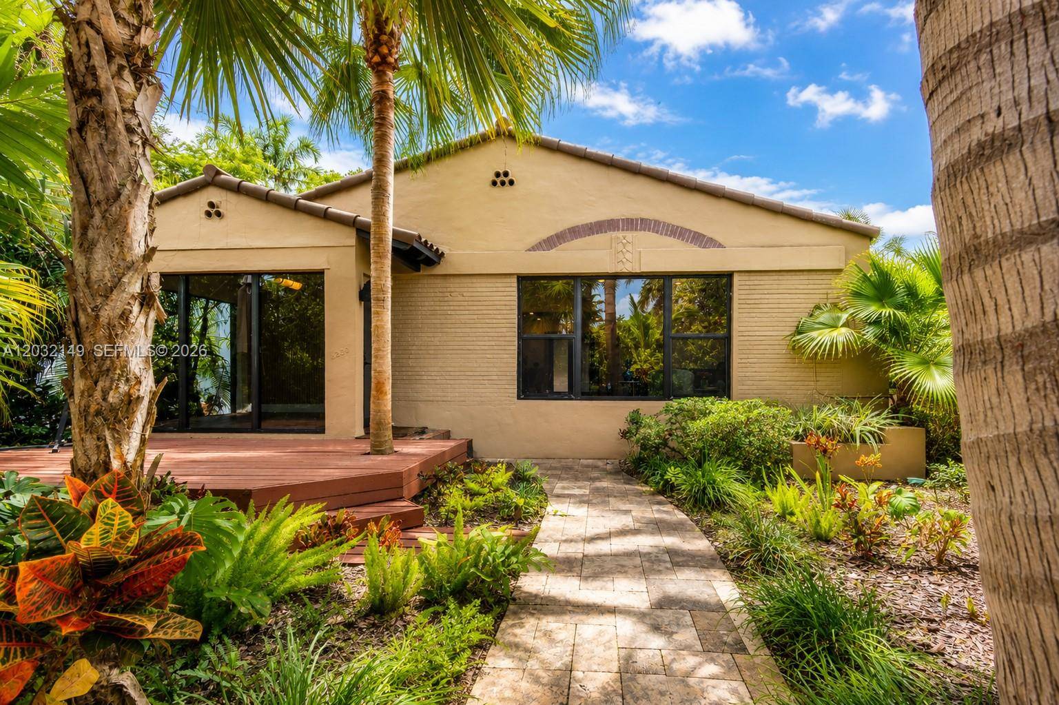 4230 Royal Palm AveMiami Beach - picture